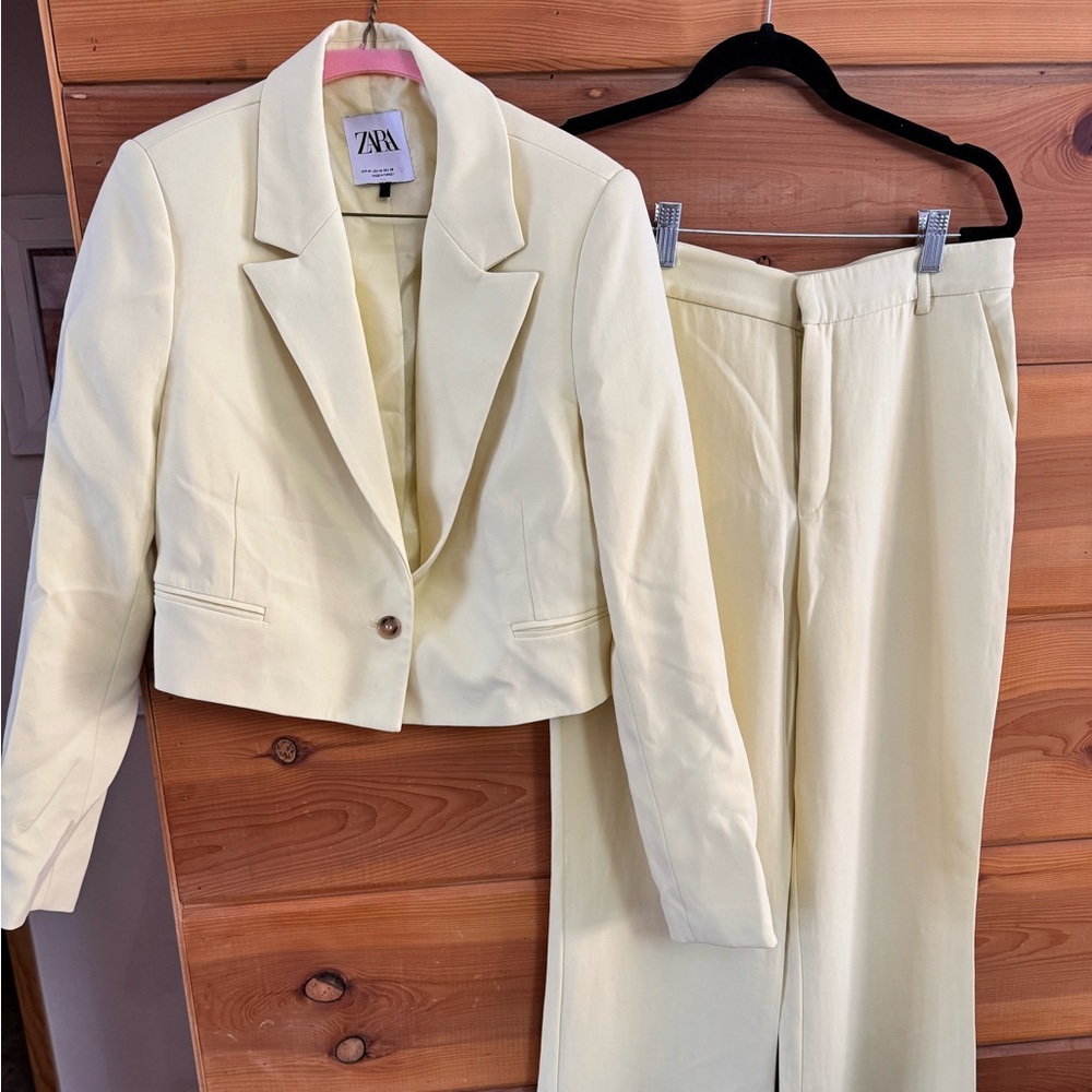 Zara Light Yellow Women's Pantsuit